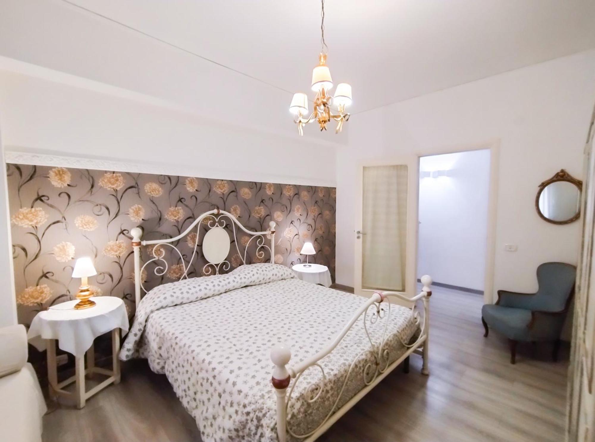 Casa Alessandro Casa Maria Francesca نابولي المظهر الخارجي الصورة